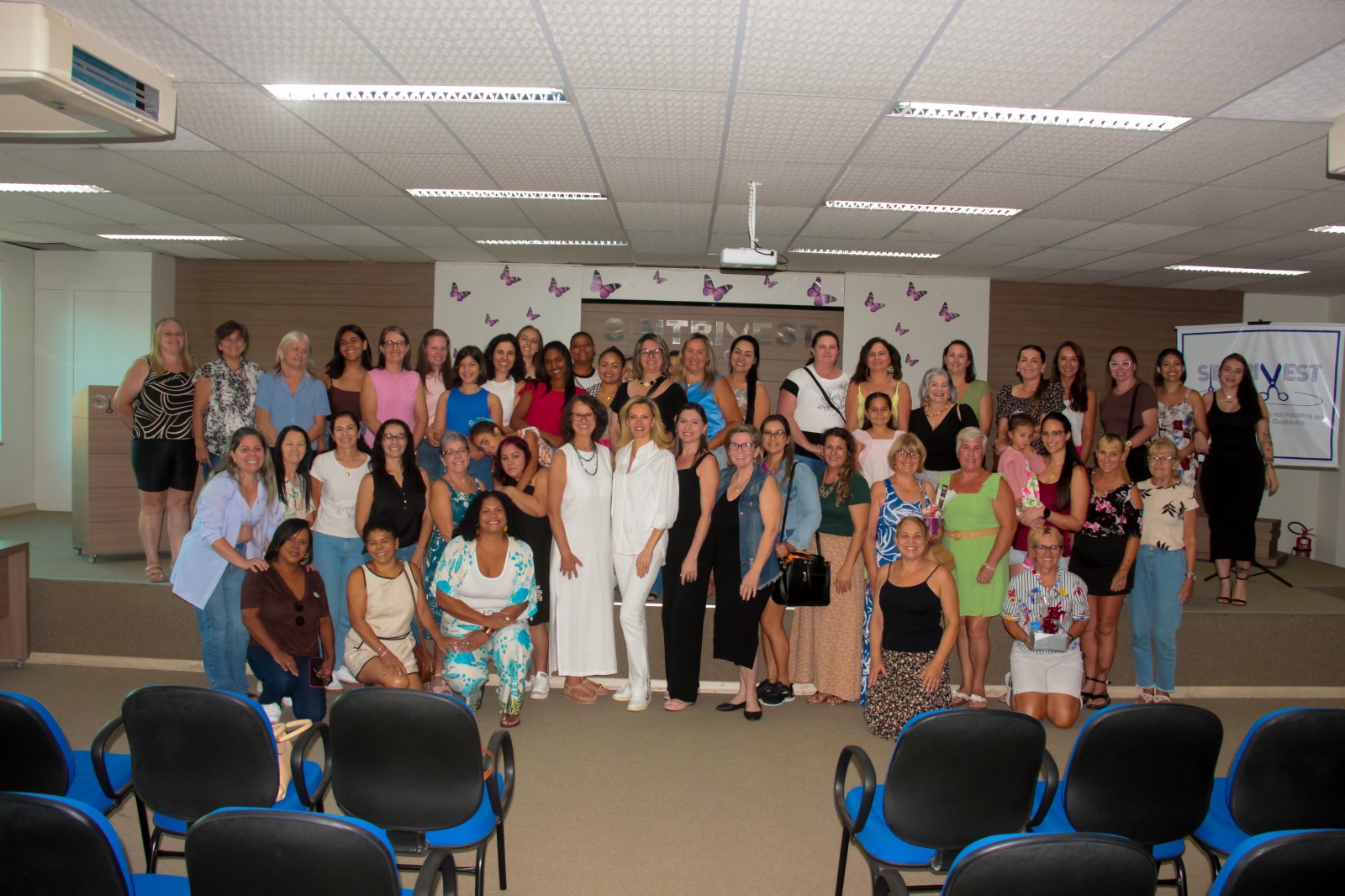 Mulheres importam: encontro do Sintrivest transforma debate em mobilização coletiva
