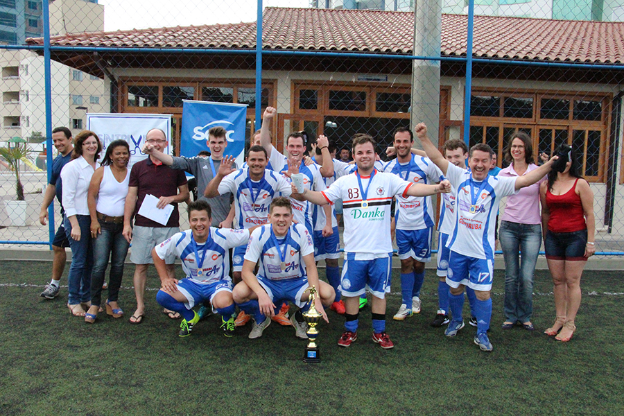 DK Confecções é campeã do 3º Campeonato de Futebol do Sintrivest